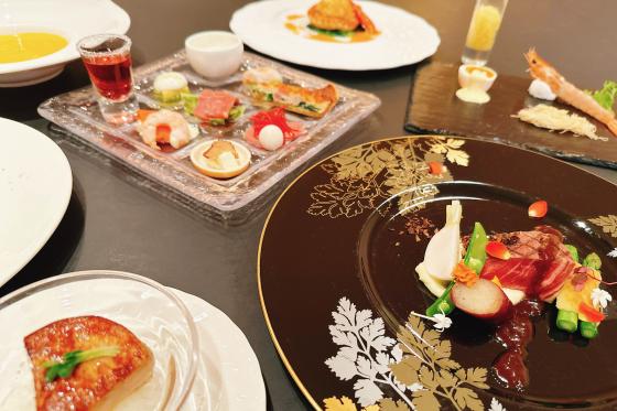 レストラン「パール」