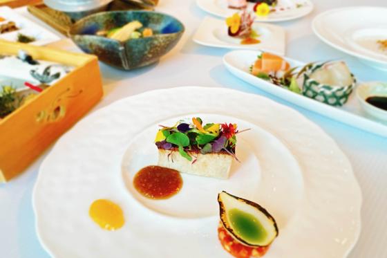 レストラン「パール」