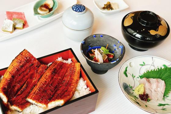レストラン「パール」
