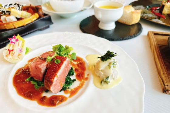 レストラン「パール」