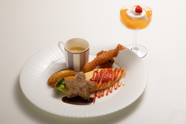 お子様ランチ640x427