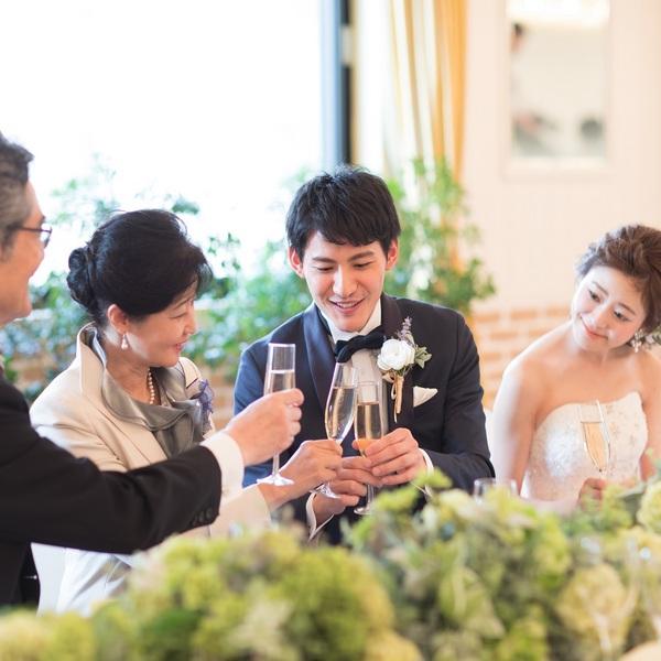 公式 チャペル挙式 食事会 ご家族だけのアットホームウェディング 松山 道後温泉の結婚式場 ホテルメルパルク松山 公式 チャペル挙式 食事会 ご家族だけのアットホームウェディング 松山 道後温泉の結婚式場 ホテルメルパルク松山